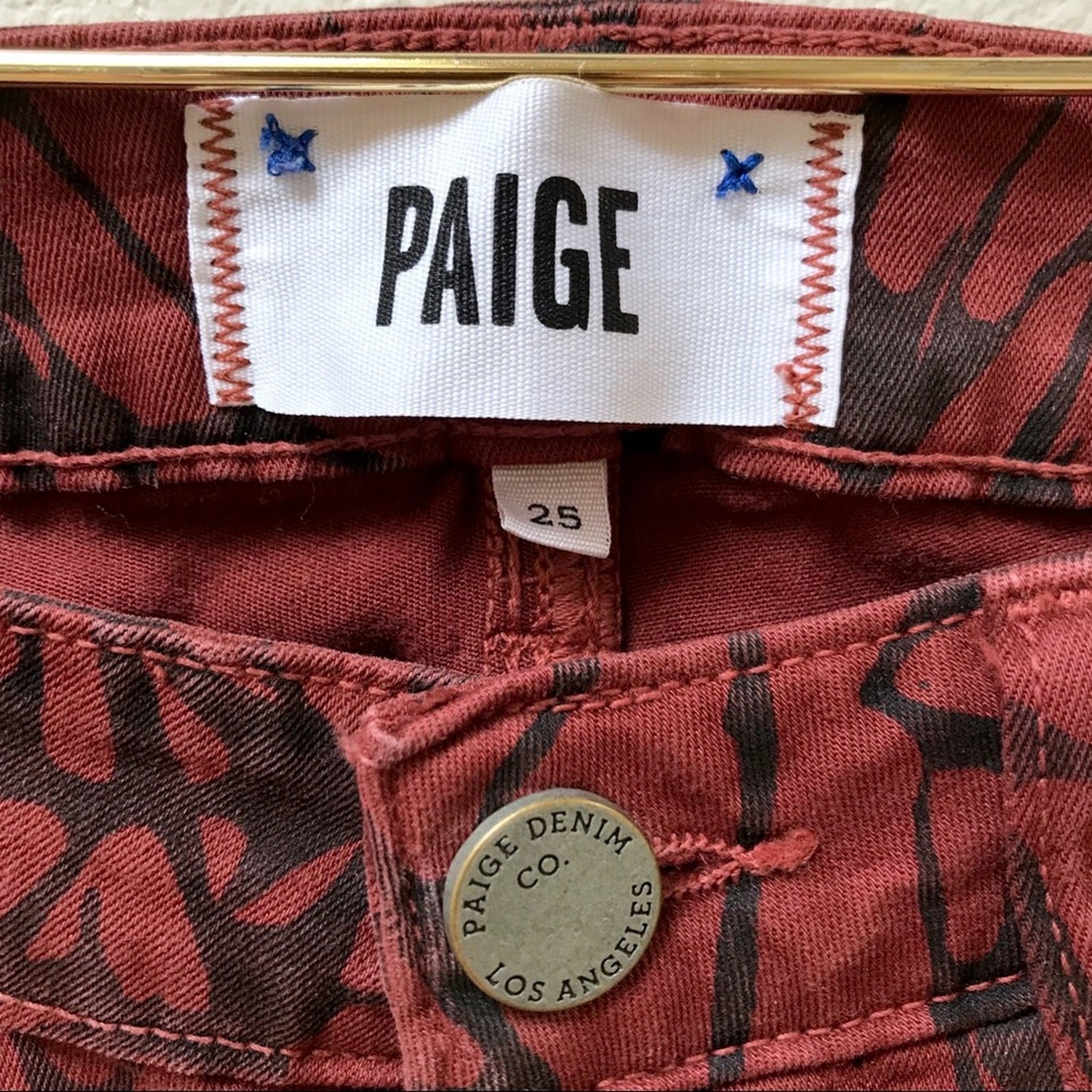 PAIGE Skyline Skinny Maroon Black & Red Leaf Print Skinny Jeans Women’s Size 26
