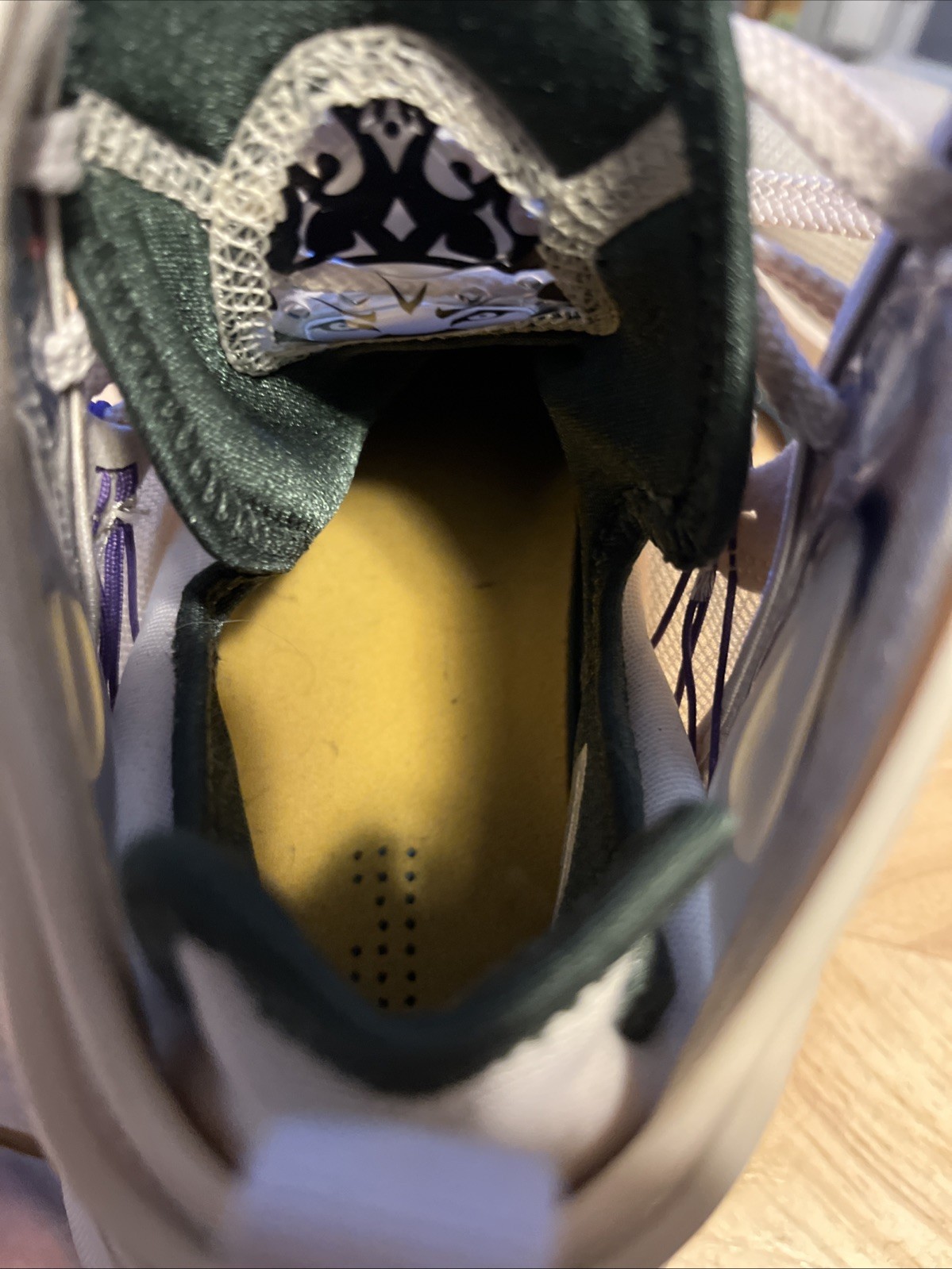 Nike LeBron 19 EP MPLS Lakers Size US 8 DC9341-200 Athletic Sneakers Shoes