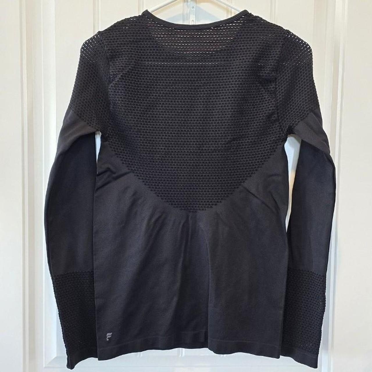 Fabletics Musetta Seamless Long-Sleeve Top Laser Cut Black Compression