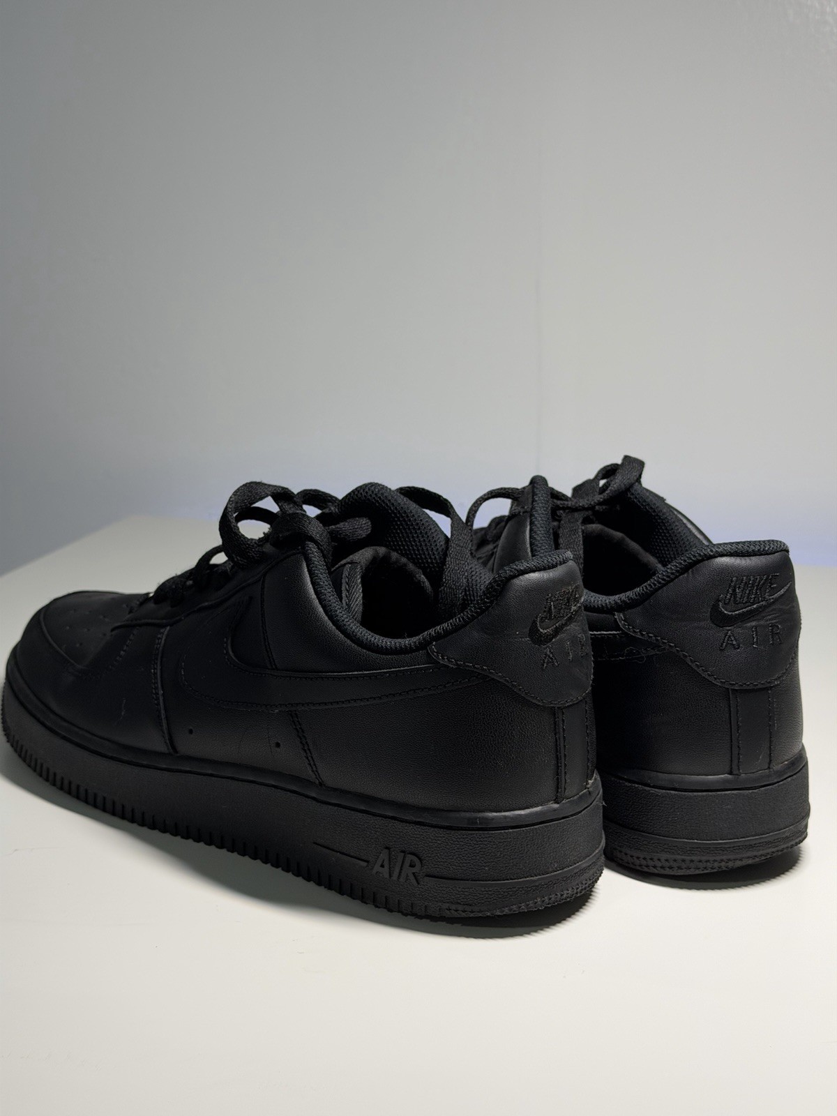 Nike Air Force 1 ’07 Low Triple Black Leather Men’s Sneakers CW2288-001