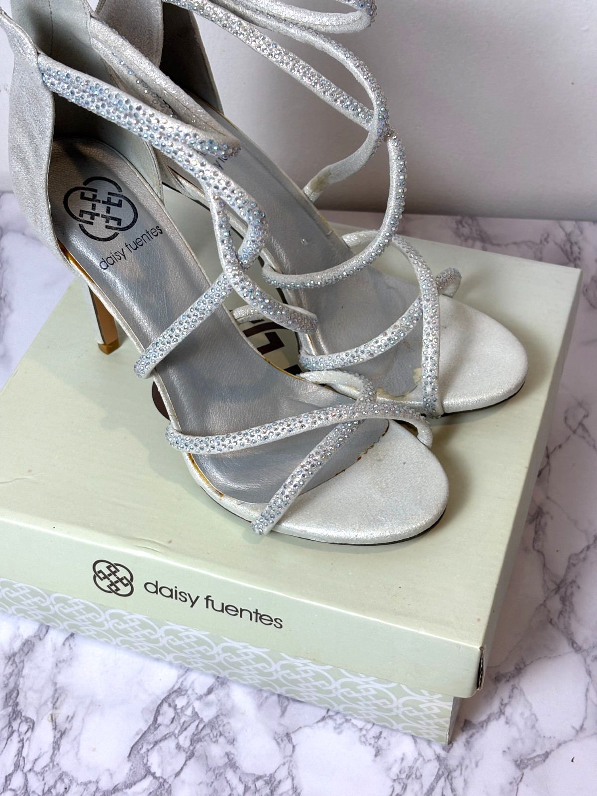 Daisy Fuentes Silver Rhinestone Strappy High Heels Women’s Shoes Size 7.5M