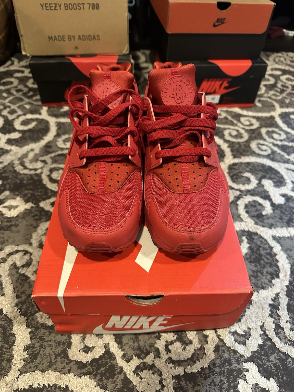 Size 10.5 – Nike Air Huarache Triple Red