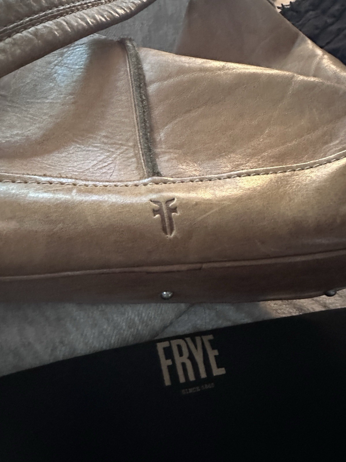 Frye Hobo Leather Large Handbag !!