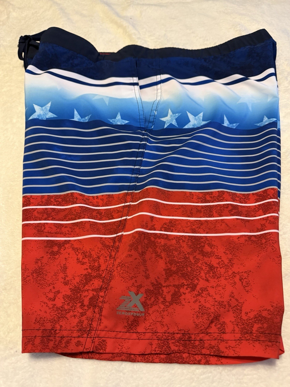ZeroXposur Men’s Board Shorts Red Blue White Stars & Stripes Drawstring L