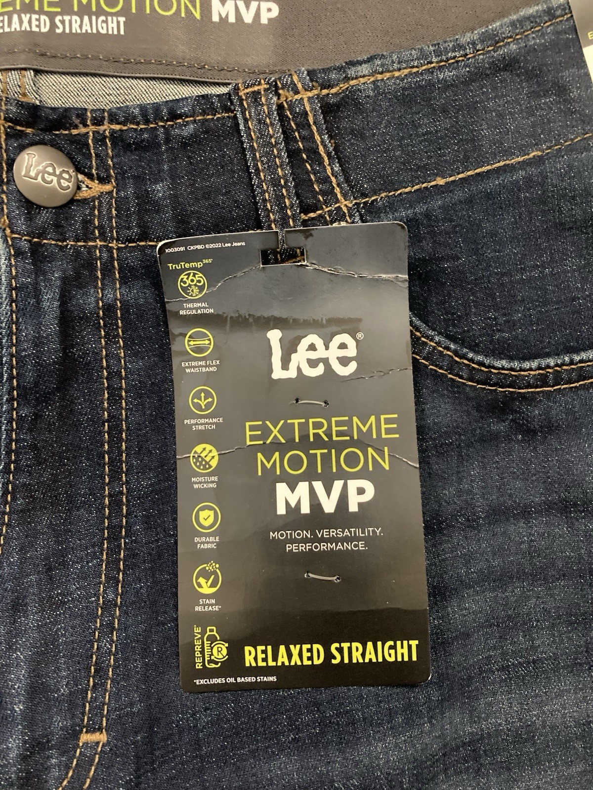 Lee Extreme Motion MVP Relaxed Straight Jeans Mens 38×30