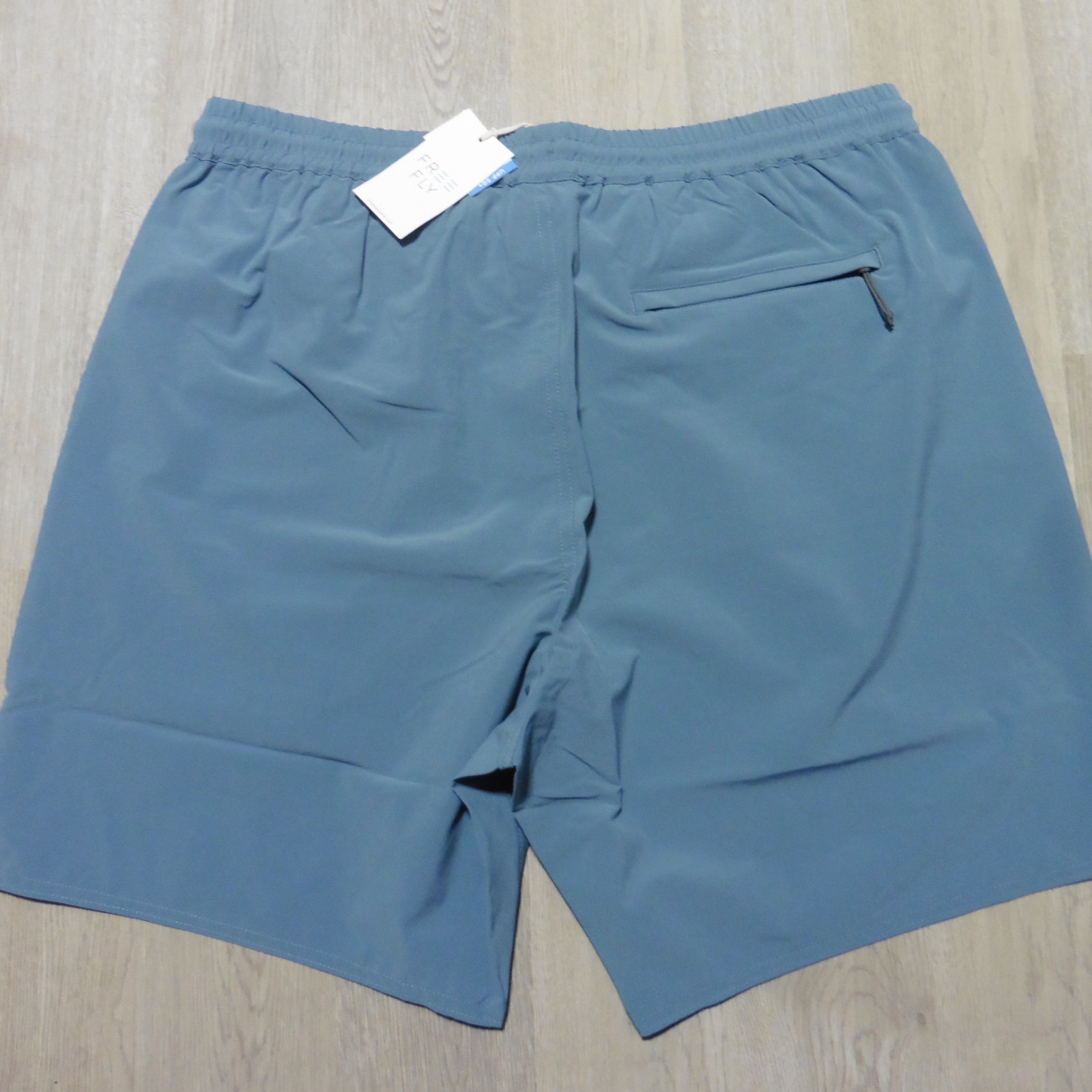 FREE FLY Mens L LARGE ANDROS SHORTS PACIFIC BLUE STRETCH TRUNK FISHING SWIM 7″
