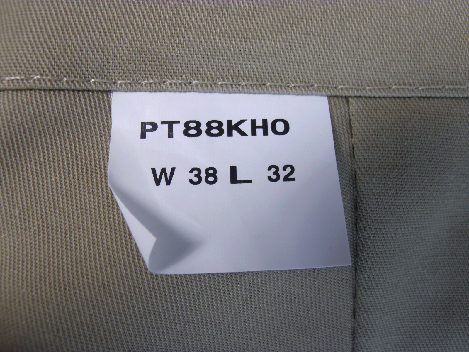 Red Kap PT88KH0 – Men’s Industrial Cargo Pants – Khaki color 38W X 32L