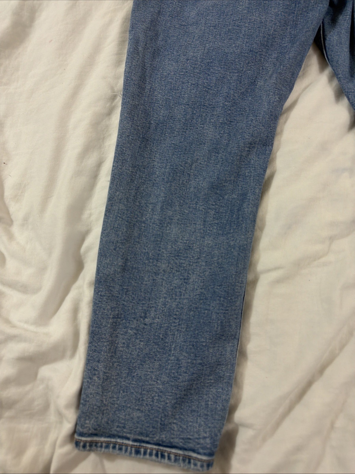 american eagle strigid Mom Jeans Womens Size 12 Medium Wash Thrashed