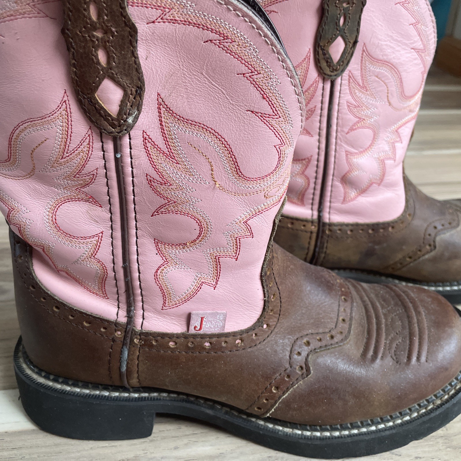 Justin Boots Women’s Western Leather Boots Brown Pink Embroidered L9901 Sz 8-1/2