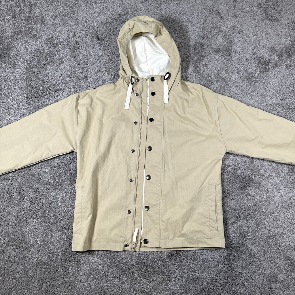 Free Assembly Men’s Beige Hooded Windbreaker Jacket M Zip/Button Pockets