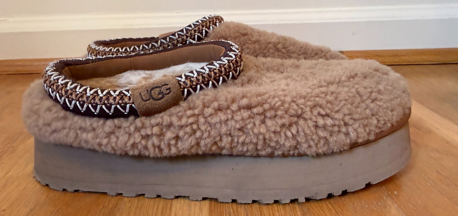 UGG Australia Tazz Maxi Curly Platform Chestnut Brown Slippers Shoes SZ 7