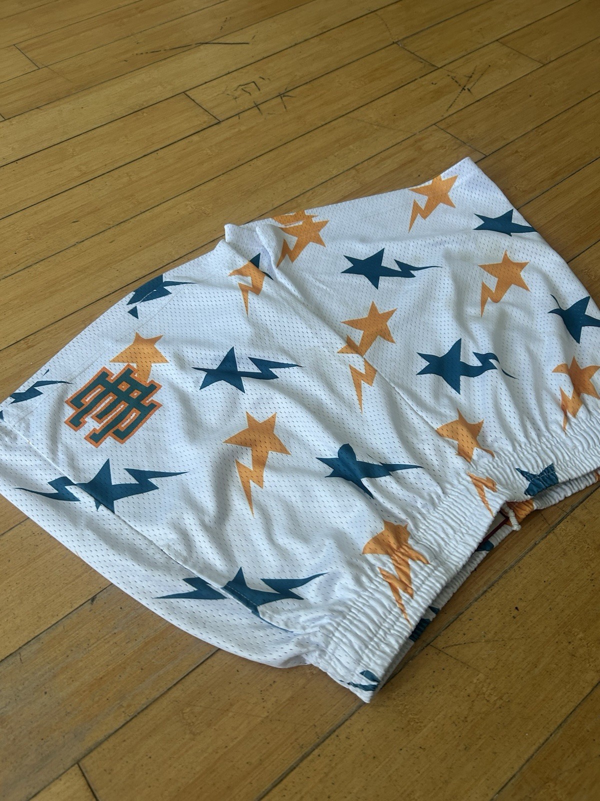 Eric Emanuel Men’s Shorts Size Large White Mesh Blue Yellow Stars New York