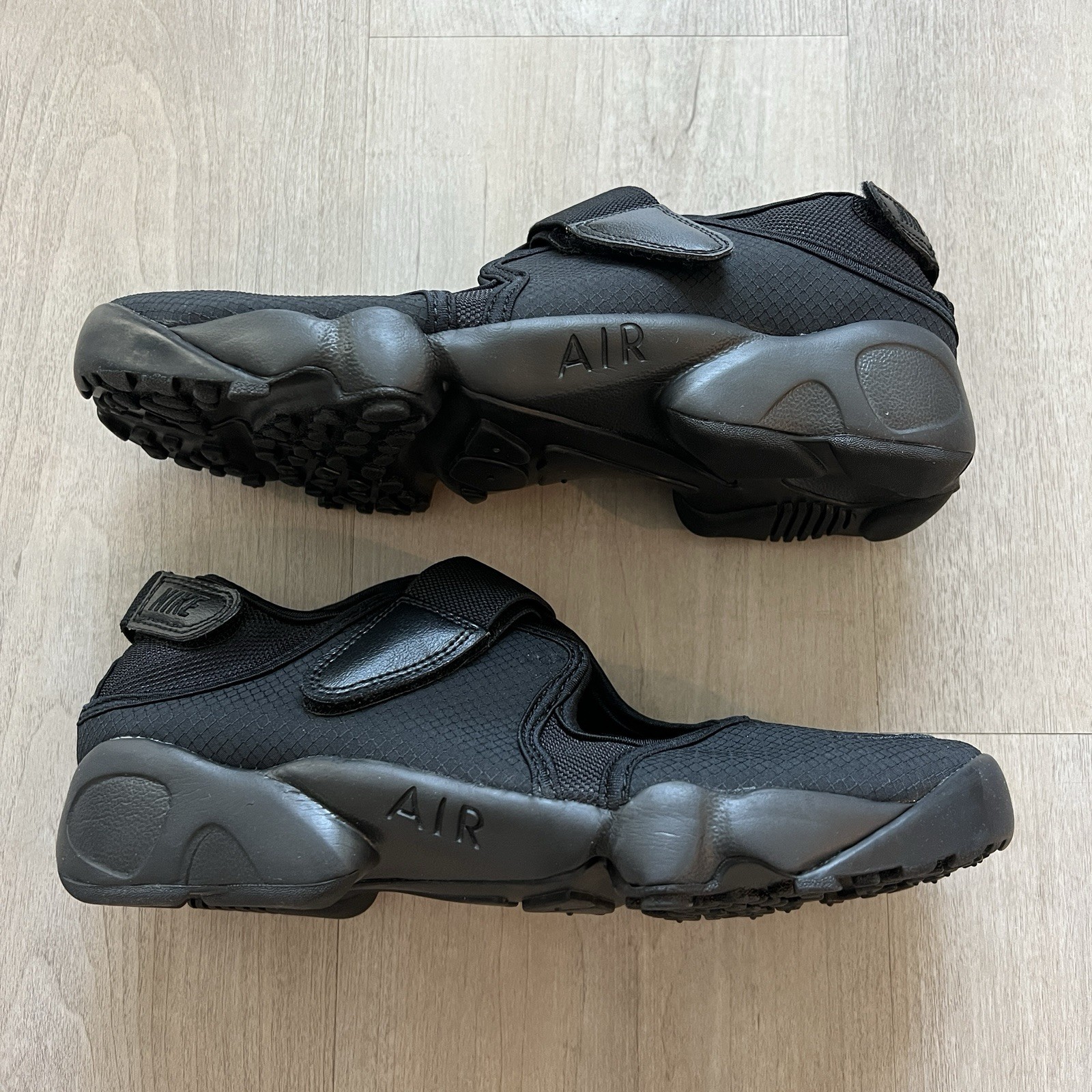 Nike Air Rift Breathe Black DN1338-004 Size 6-10 Women