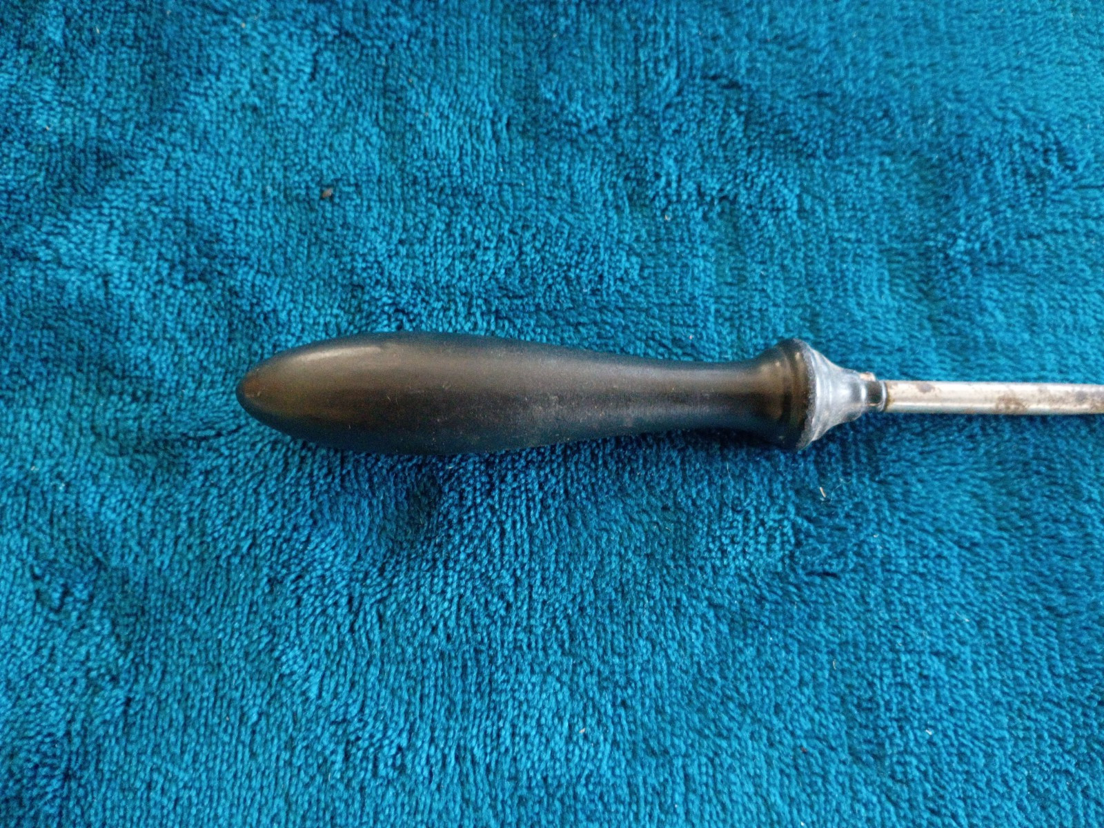 Antique Victorian Boot Button Hook Ornate Decoration On Wood Handle.