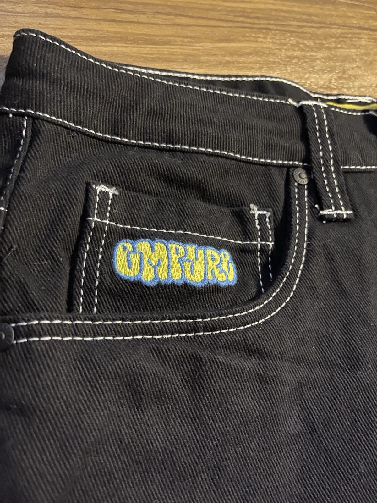 Empyre Graffiti Cat Black Ultra LooseSkateJeans Featuring Embroidered Logo