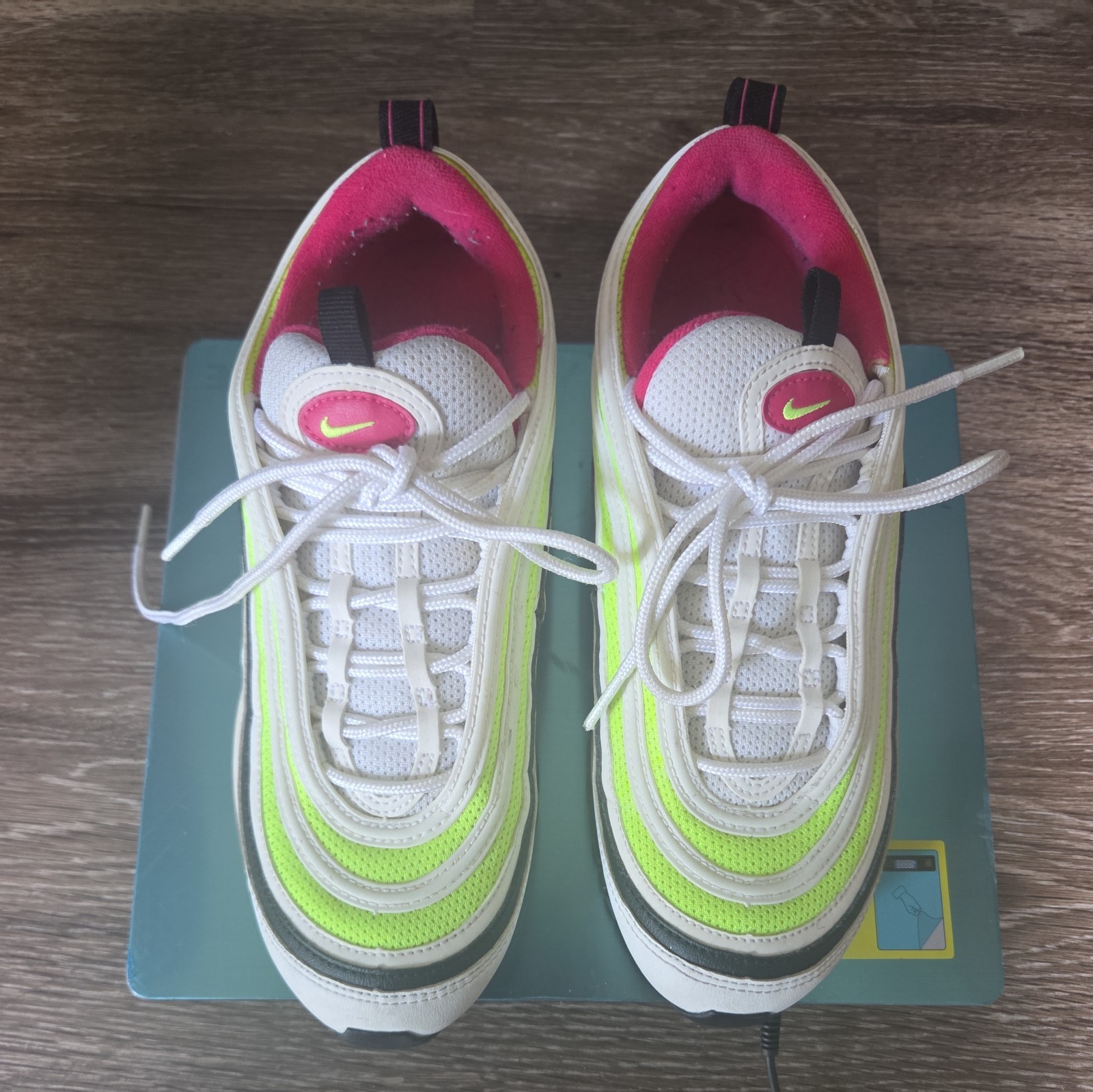 Nike Air Max 97 Men’s Size 7.5 Sneakers Volt Green Pink