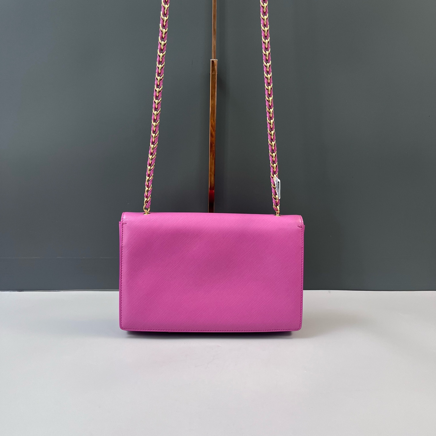 Authentic Salvatore Ferragamo Viva Bow Bag Calfskin Leather Shoulder Bag Rose