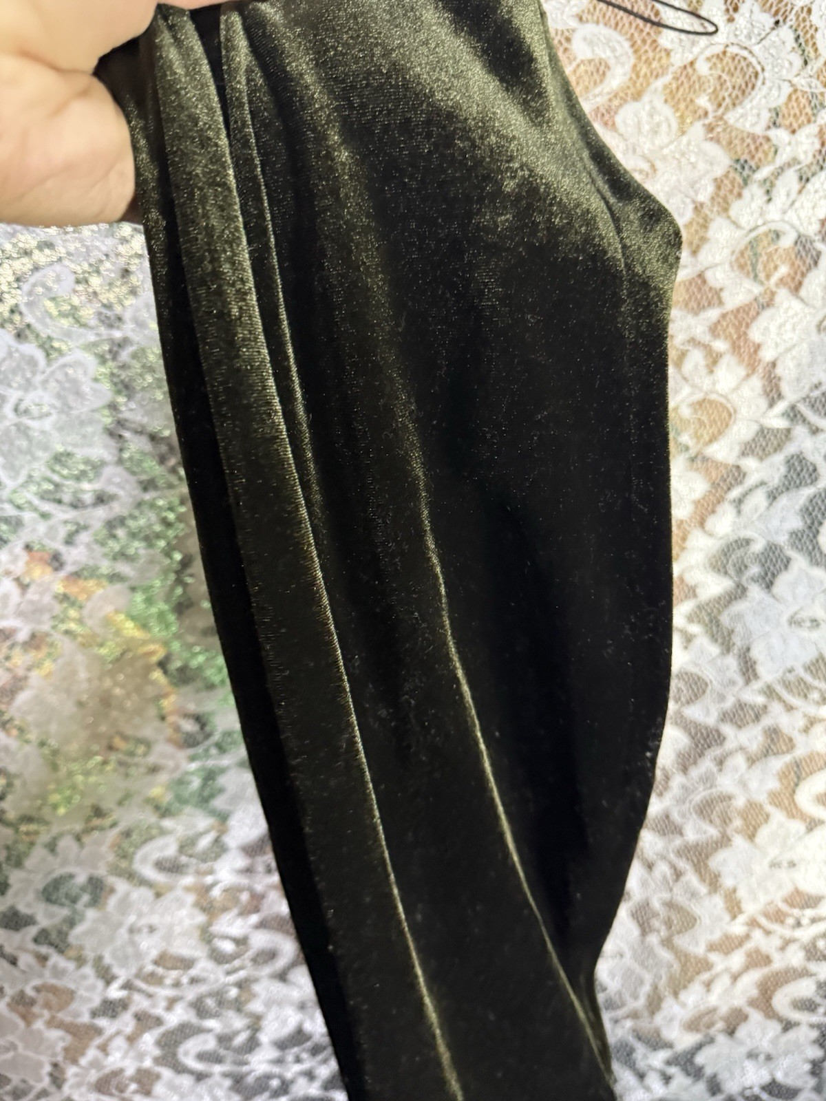 Over the Knee Velvet Boots – Olive sz 7 elastic at thigh flat heel Excellent Con
