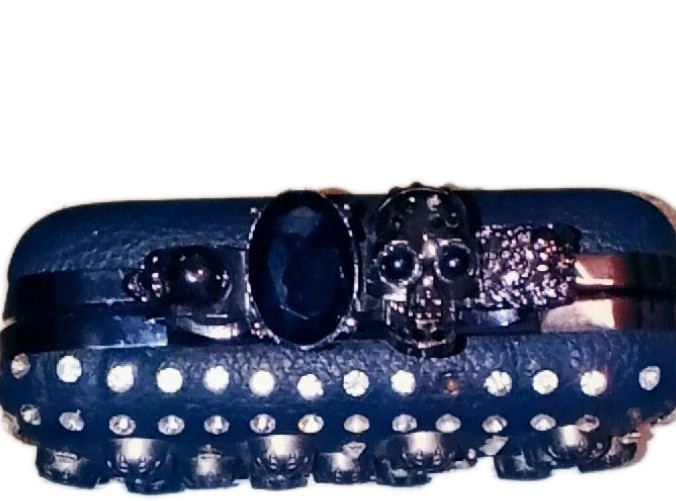 Skull Four Ring Clutch