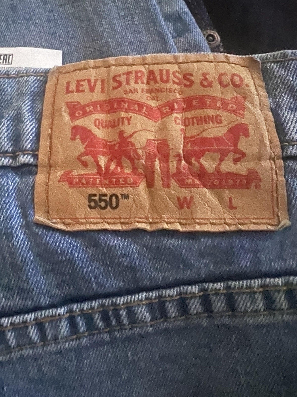Levi Strauss & Co. Men’s Blue Light Wash Relaxed Straight Mid Rise Zip Jeans