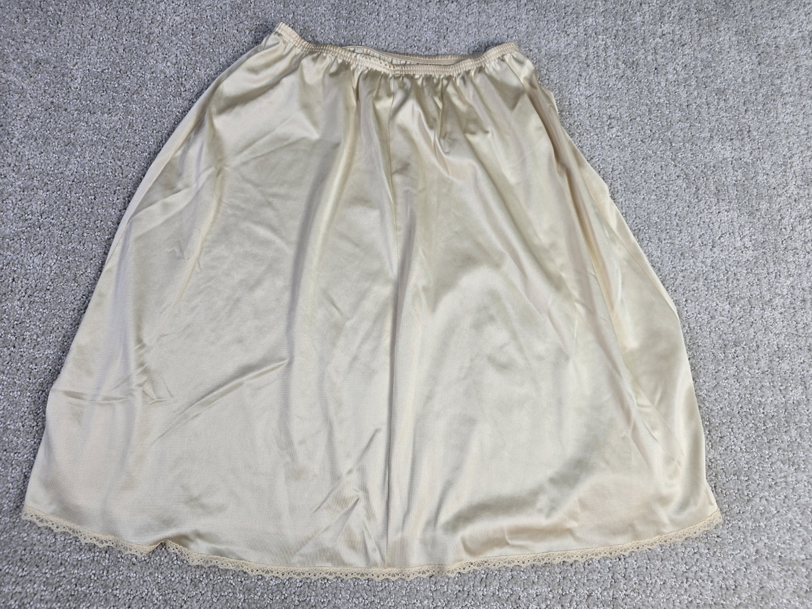Vanity Fair S Vintage Slip Stretch Lace Slit Small Nylon USA Ivory Skirt READ