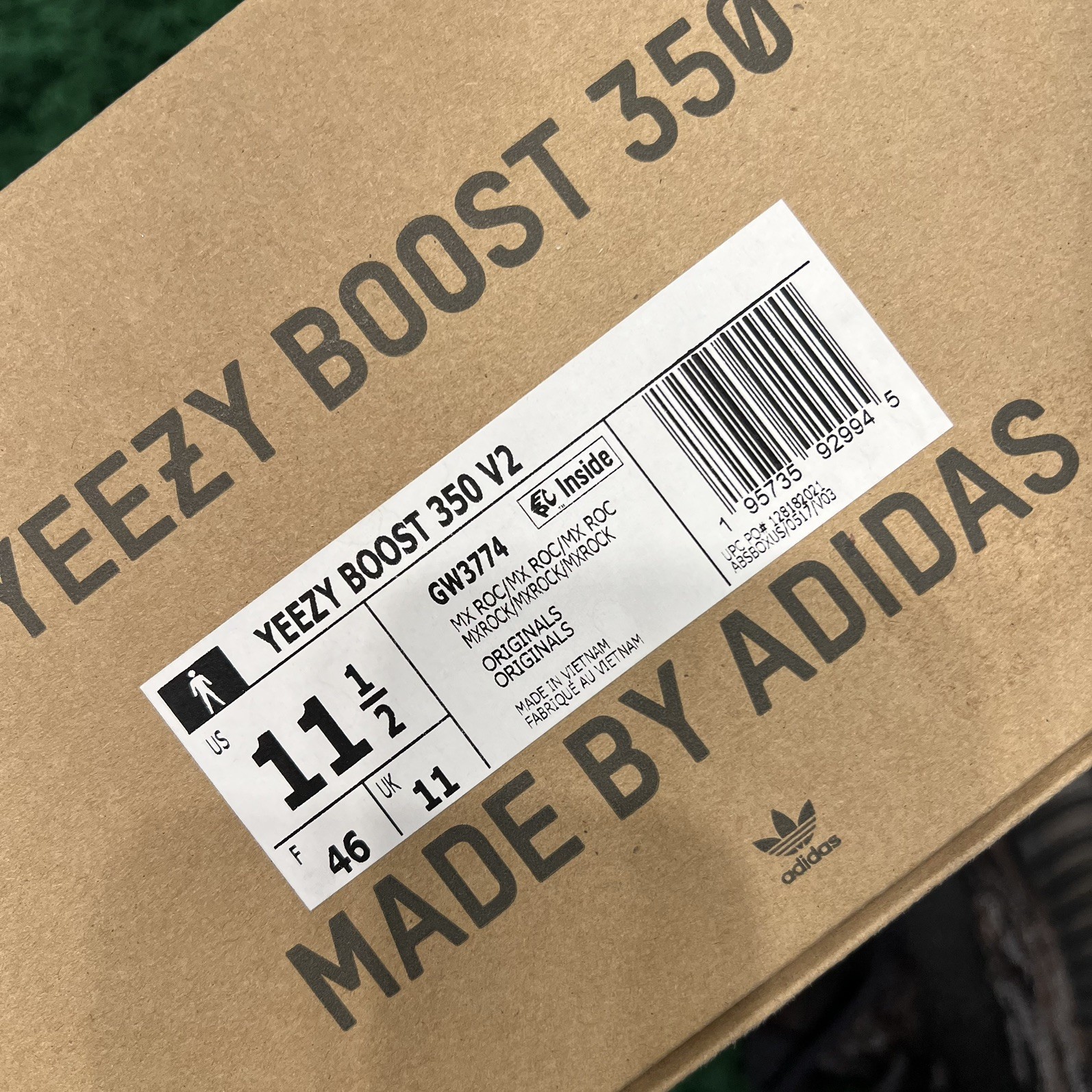 (11.5M) adidas Yeezy Boost 350 V2 MX Rock