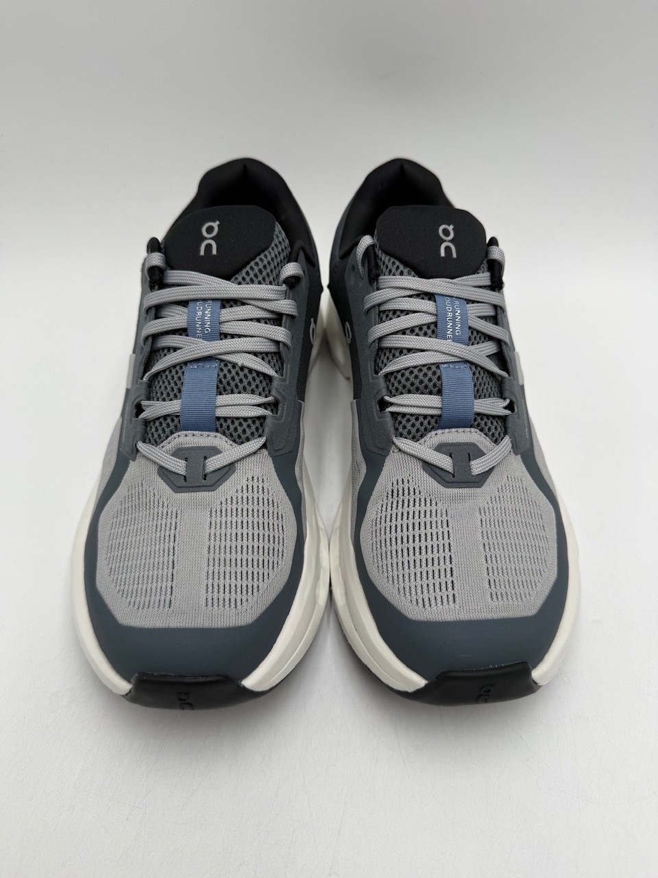 ON CLOUDRUNNER 2 Men’s NEW Athletic Sneaker Alloy/Chambray Multiple Sizes