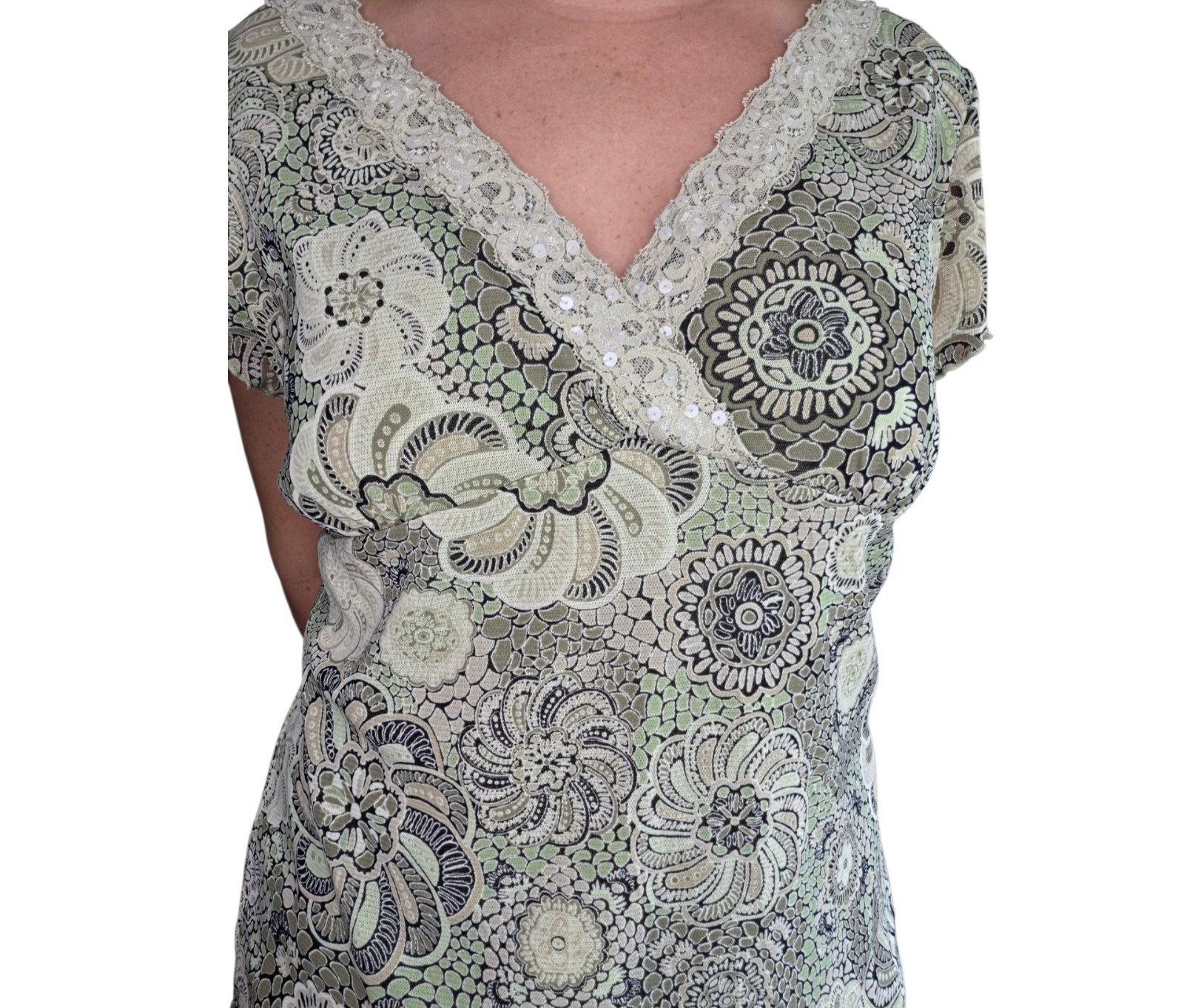 Y2K Lace + Sequin Trim Floral V-Neck Top in Light Green Fairycore Size Large