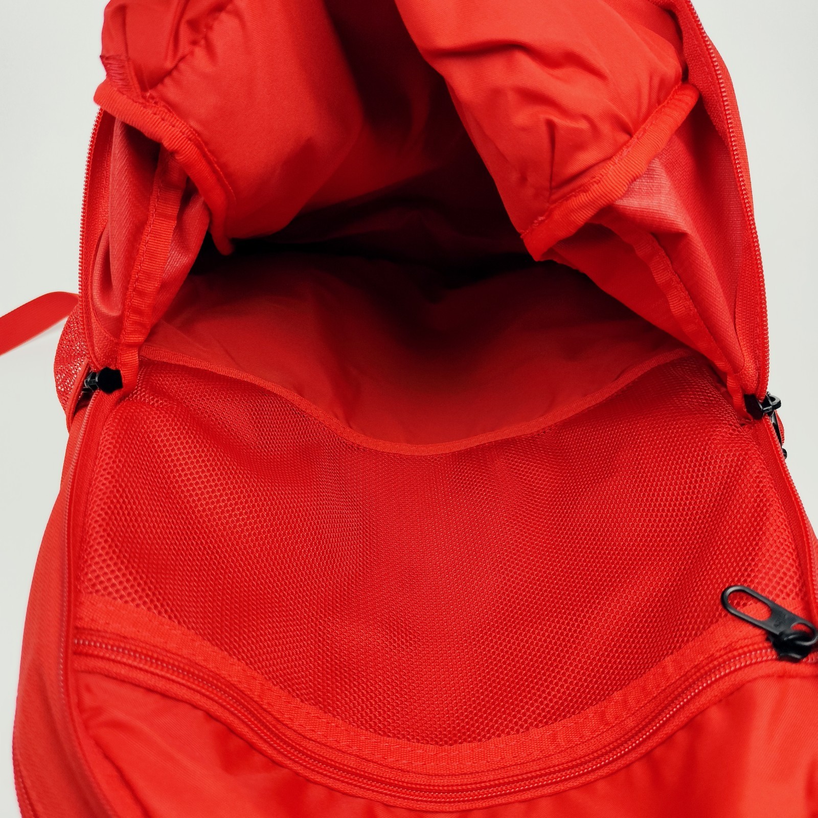Nike Brasilia 9.5 Training Backpack (Medium, 24L) – Red (Used)