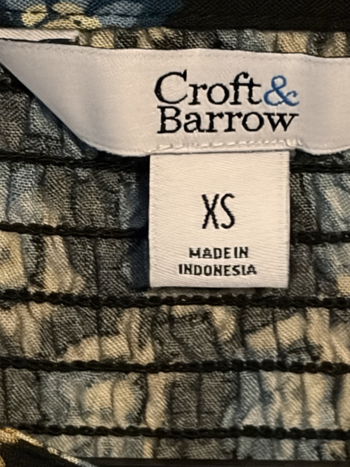Croft & Barrow Womens XS Blue White Floral Round Neck Button Front Rayon Blouse