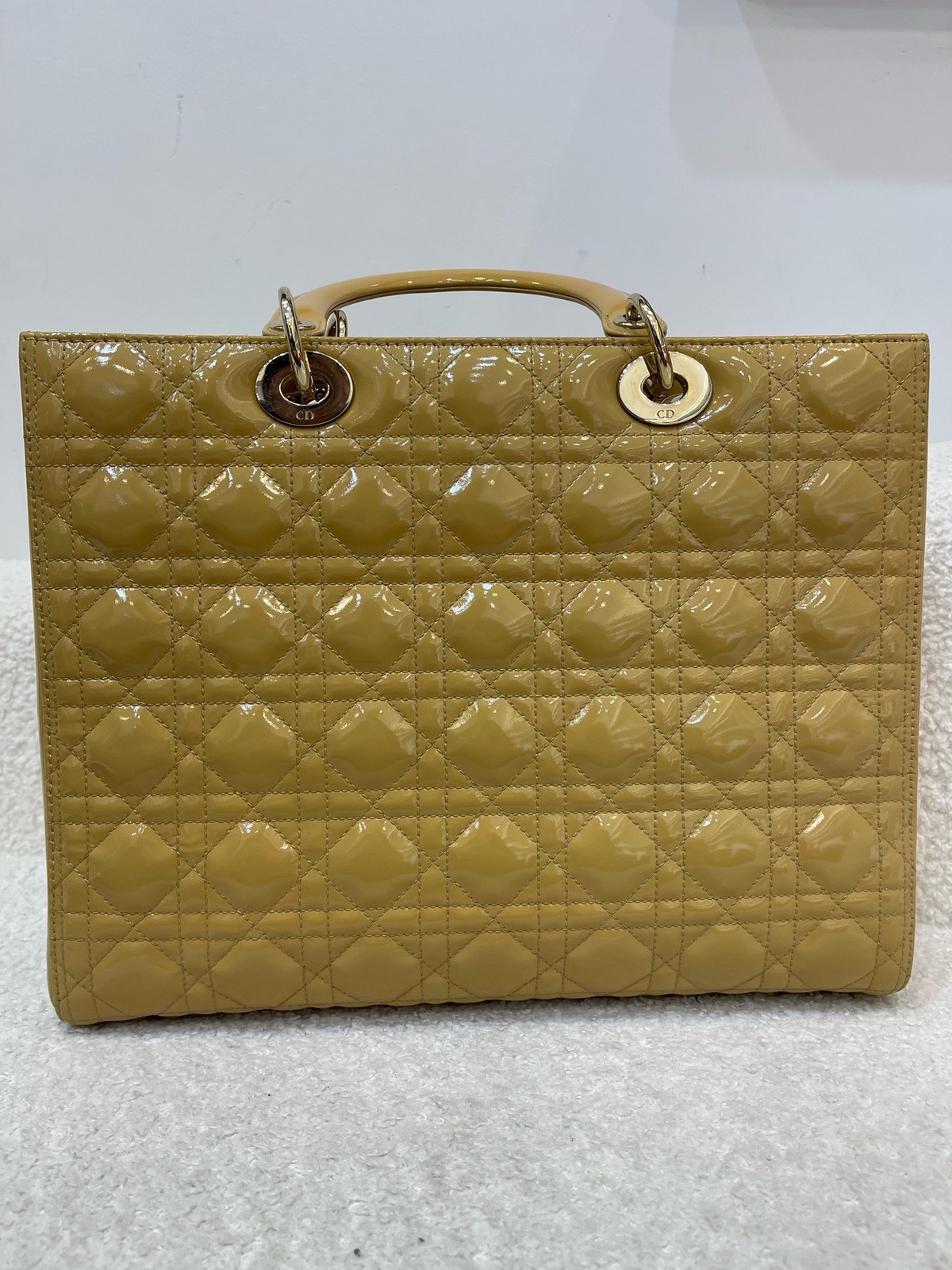 Dior Pre-Owned Authentic Luxury Handbag Yellow 32*25*11 Free Tracked Shipping