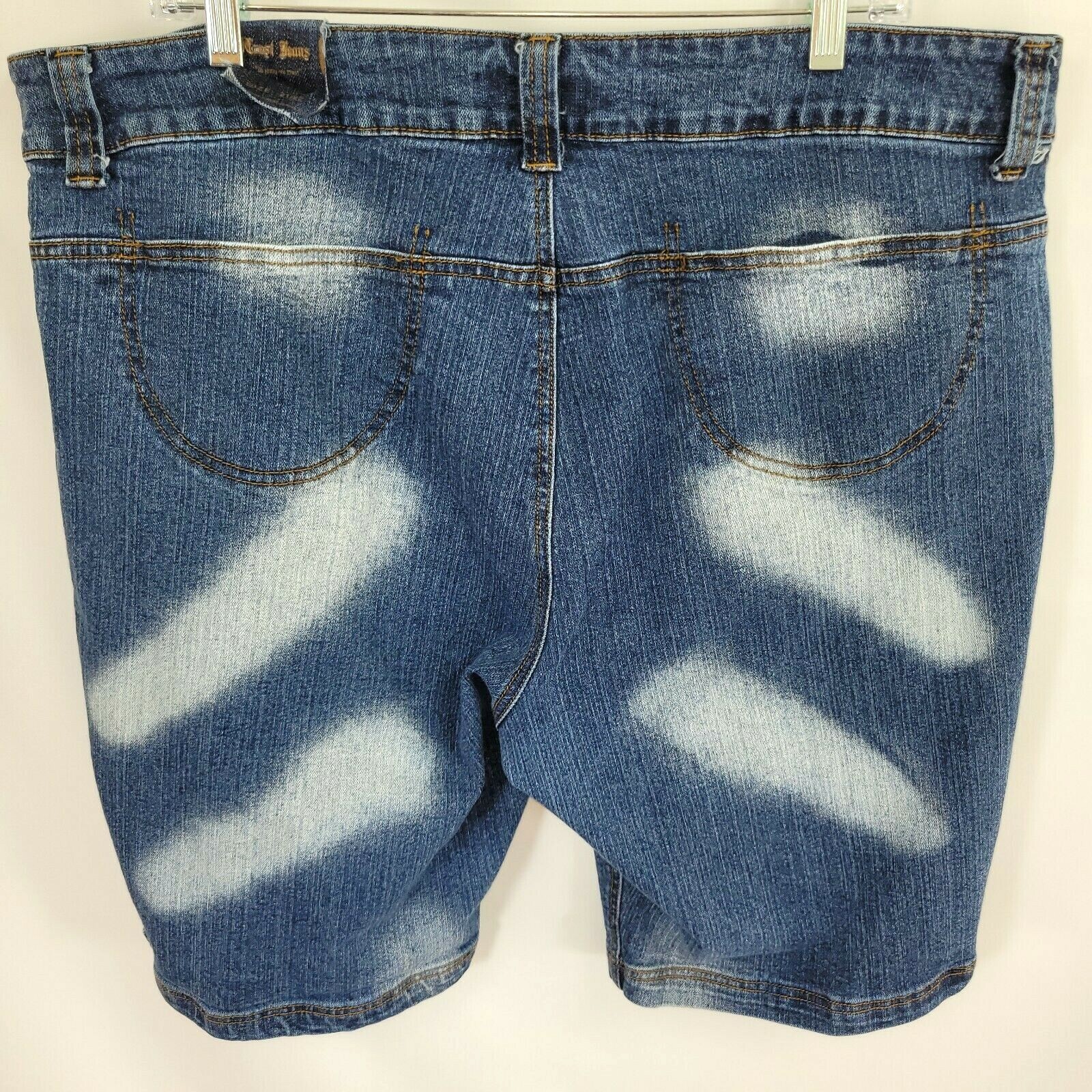 Crest Jeans Plus 21/22 Denim Stretch Shorts 41″ x 11 1/2″ Blue Distressed