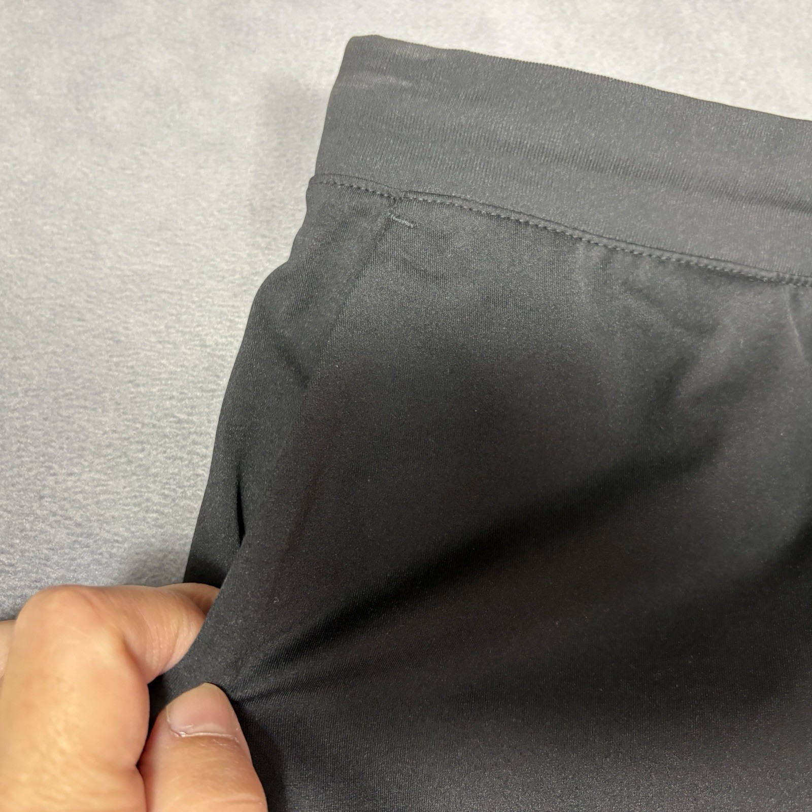 UNIQLO DRY-EX Size Large Jogger Pants Black Stretch Athletic Travel