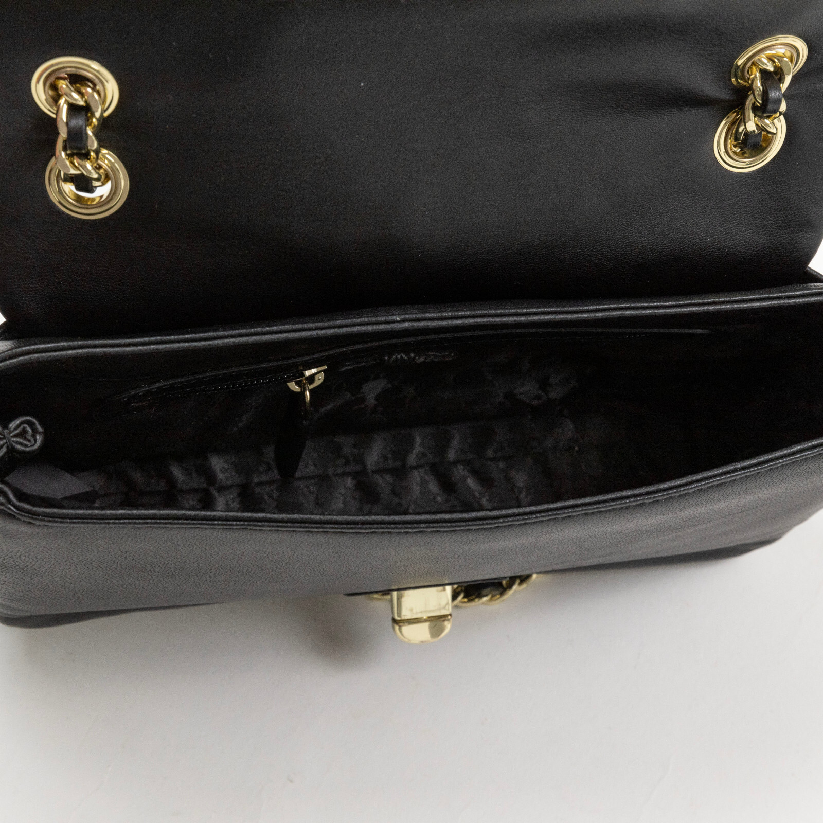 Karl Lagerfeld Shoulder Bag Black (Pre-owned/as pictured)