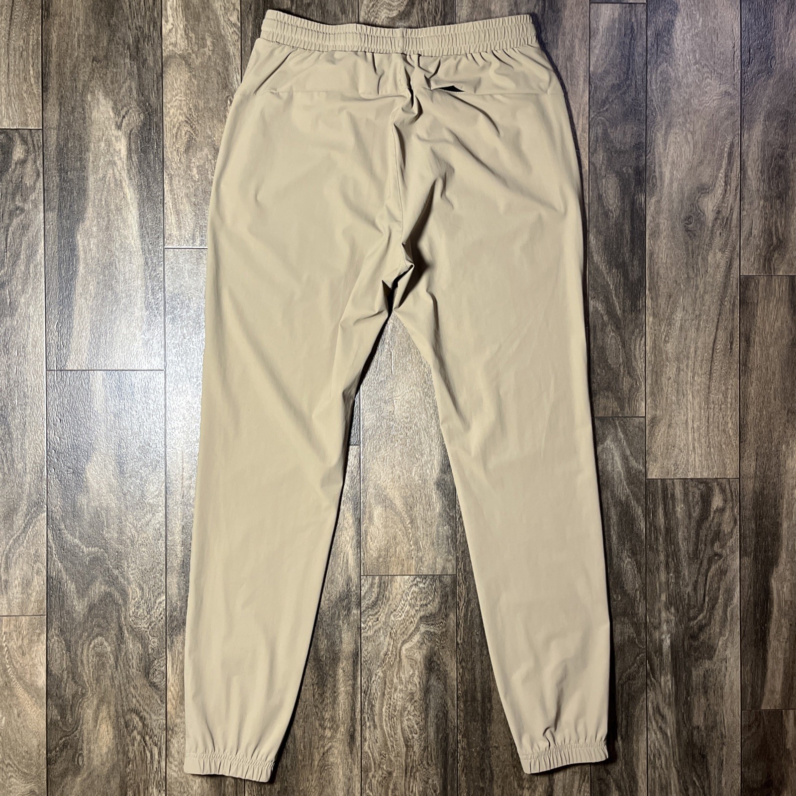 UNRL In Flex Jogger III Pants Men’s Small Desert Khaki Golf Stretch EUC