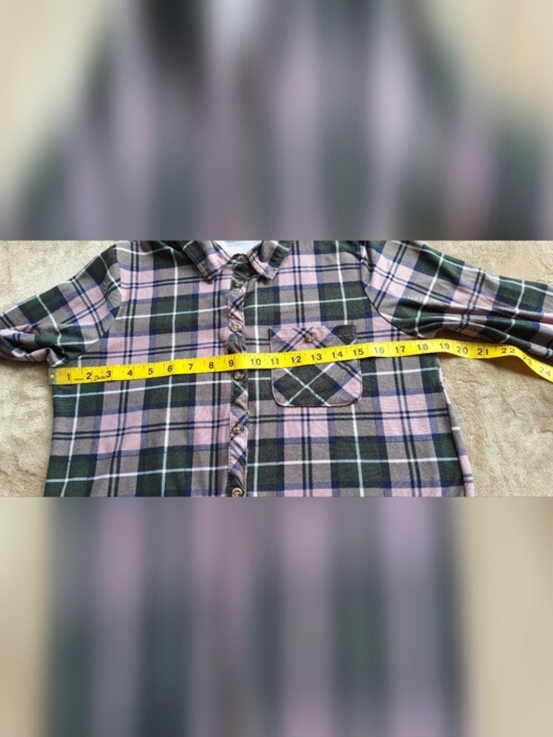 no comment NY.LA Women’s M Pink/Black Plaid Cropped Button-Up