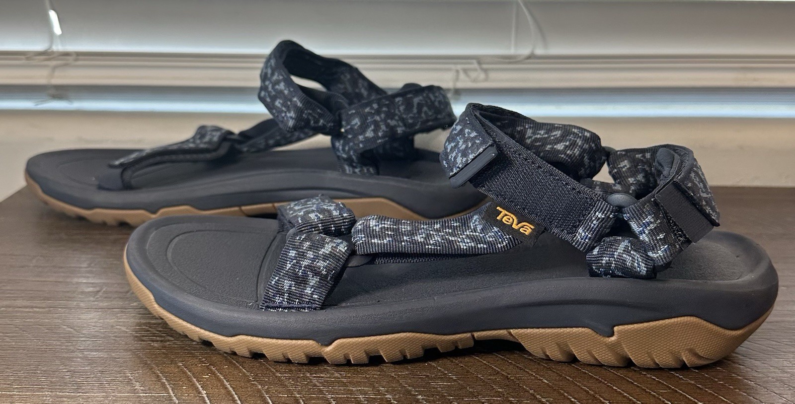 Teva Hurricane XLT2 Sandal Vibe Total Eclipse – Blue Camo – Men’s Size 11
