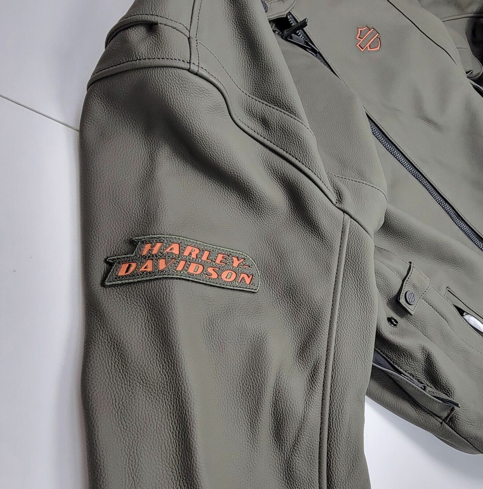Harley-Davidson® Paradigm Triple Vent System 2.0 Men Leather Jacket Sz 2XL 98003