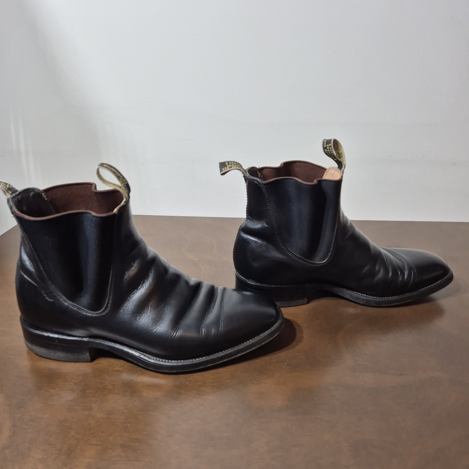 R.M. Williams Comfort Craftsman Boots Black Leather Chelsea Size 7G Wide Topy