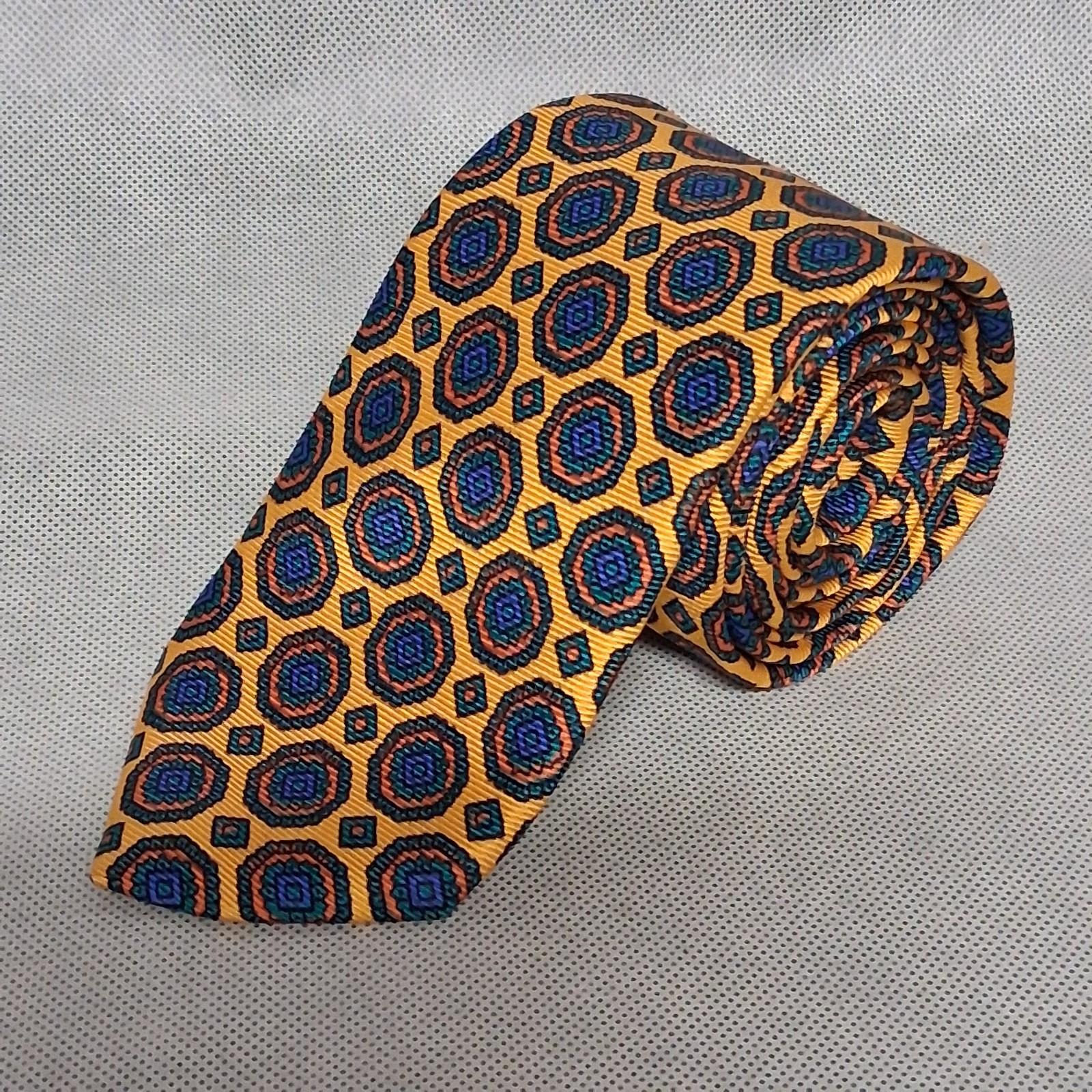 Holland & Sherry Silk Necktie Orange Blue Geometric 62″ x 3 1/8″ Made In USA