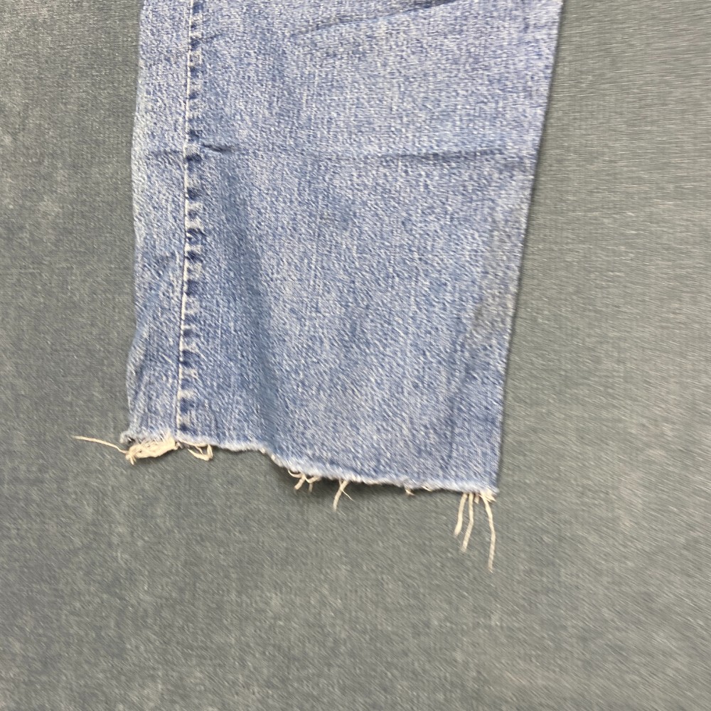 Levi’s 569 Straight Jeans Mens 38×32 Blue Denim Cotton Frayed Hem Relaxed Fit
