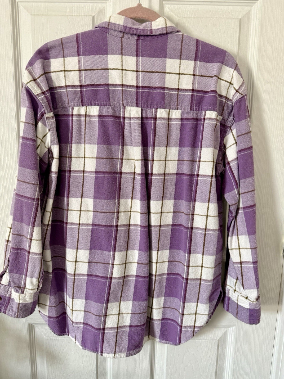 Universal Thread Women’s Oversize Shacket in Lavender And White Size M