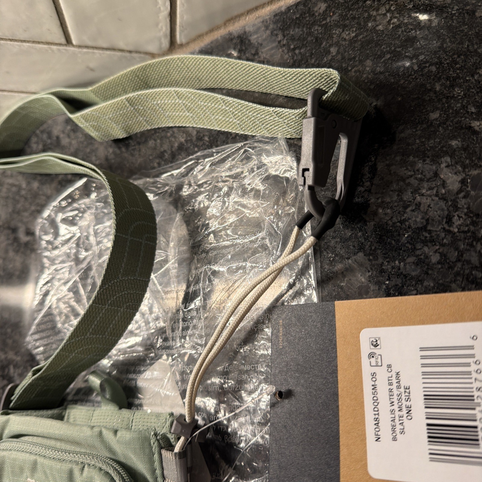 The North Face Borealis Water Bottle Holder Crossbody in Slate Moss (Green) NEW