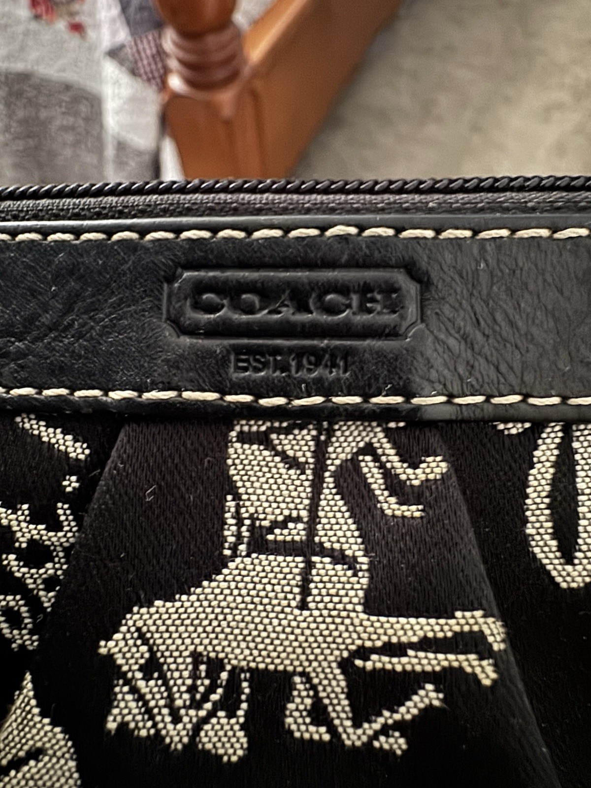 Authentic Coach vintage Black Wristlet Clutch Horse & Carriage Print Zip Closure