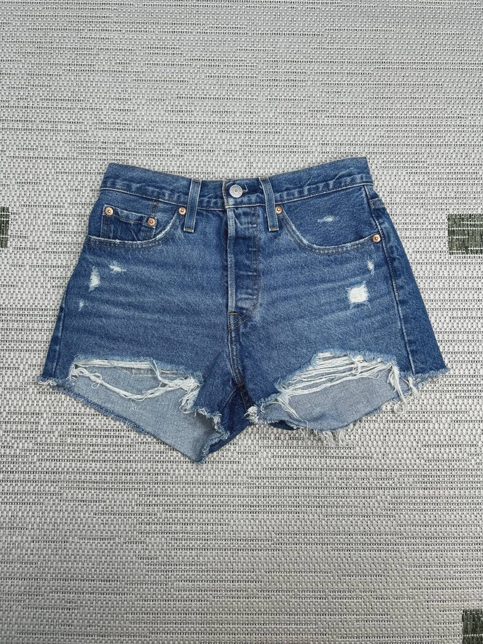 Levis 501 Shorts Women 25 Blue Denim Cut Off Distressed Logo Frayed Hem Mid Rise