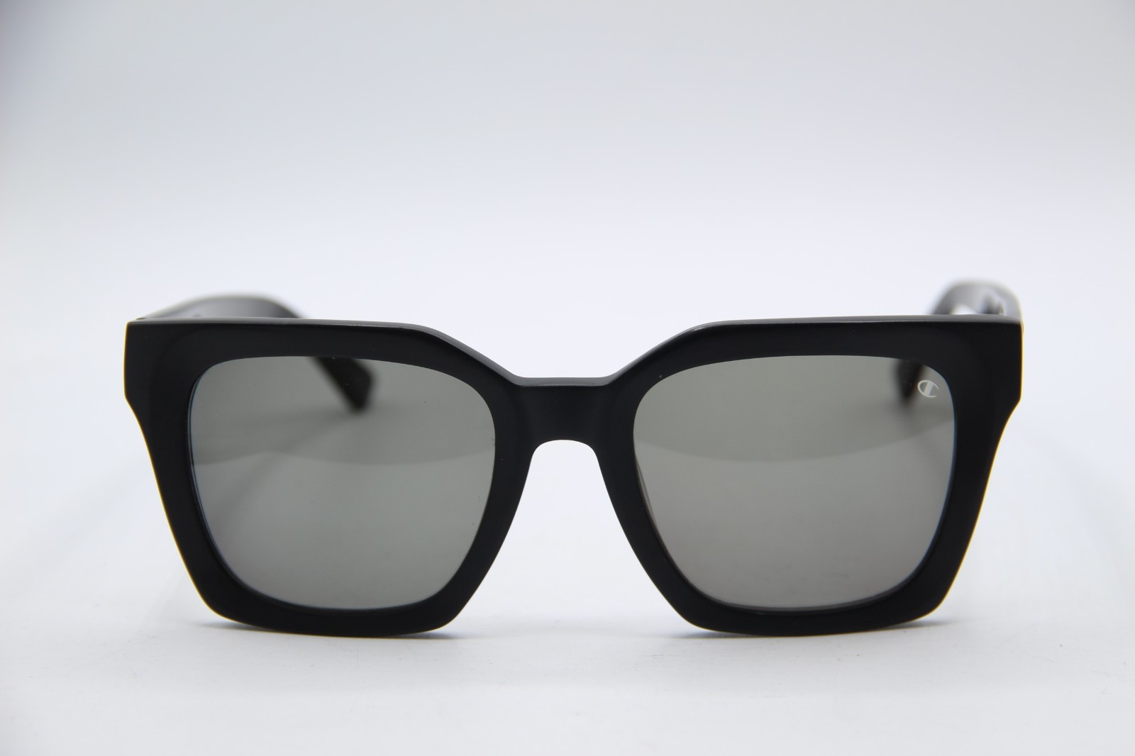 NEW CHAMPION TATE C01 BLACK AUTHENTIC DESIGNER SUNGLASSES 56-22