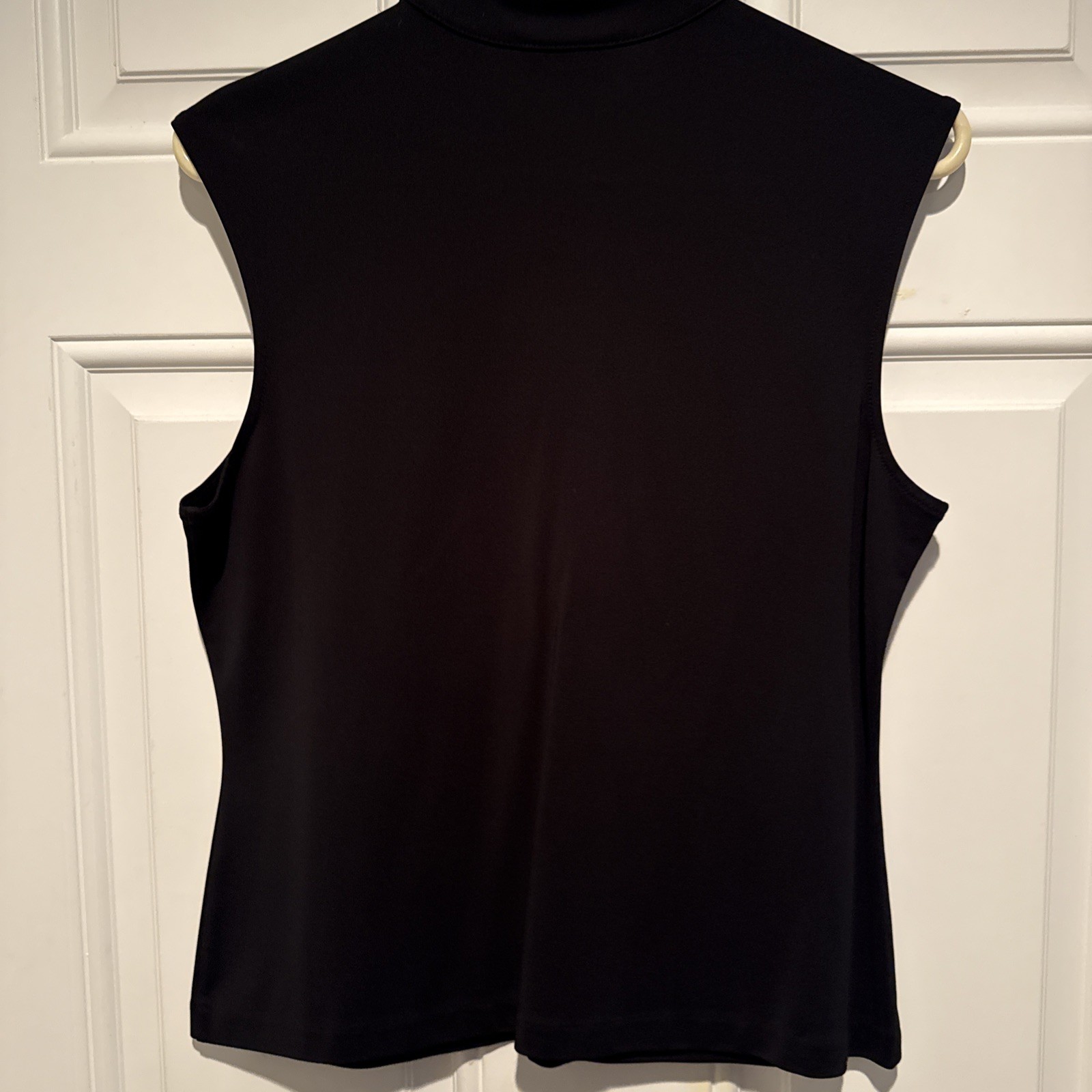 Talbots Black Sleeveless V-Neck Ruched Top Shell Size M Rayon Polyester Spandex