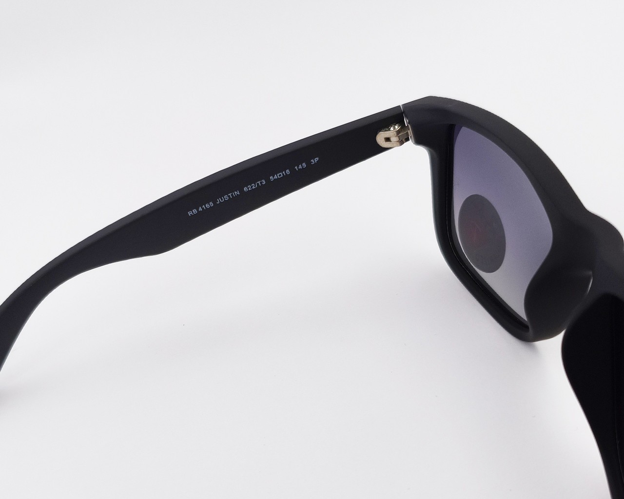Ray-Ban Sunglasses Justin Classic Matte Rubber Black Frame Grey Polarized Unisex