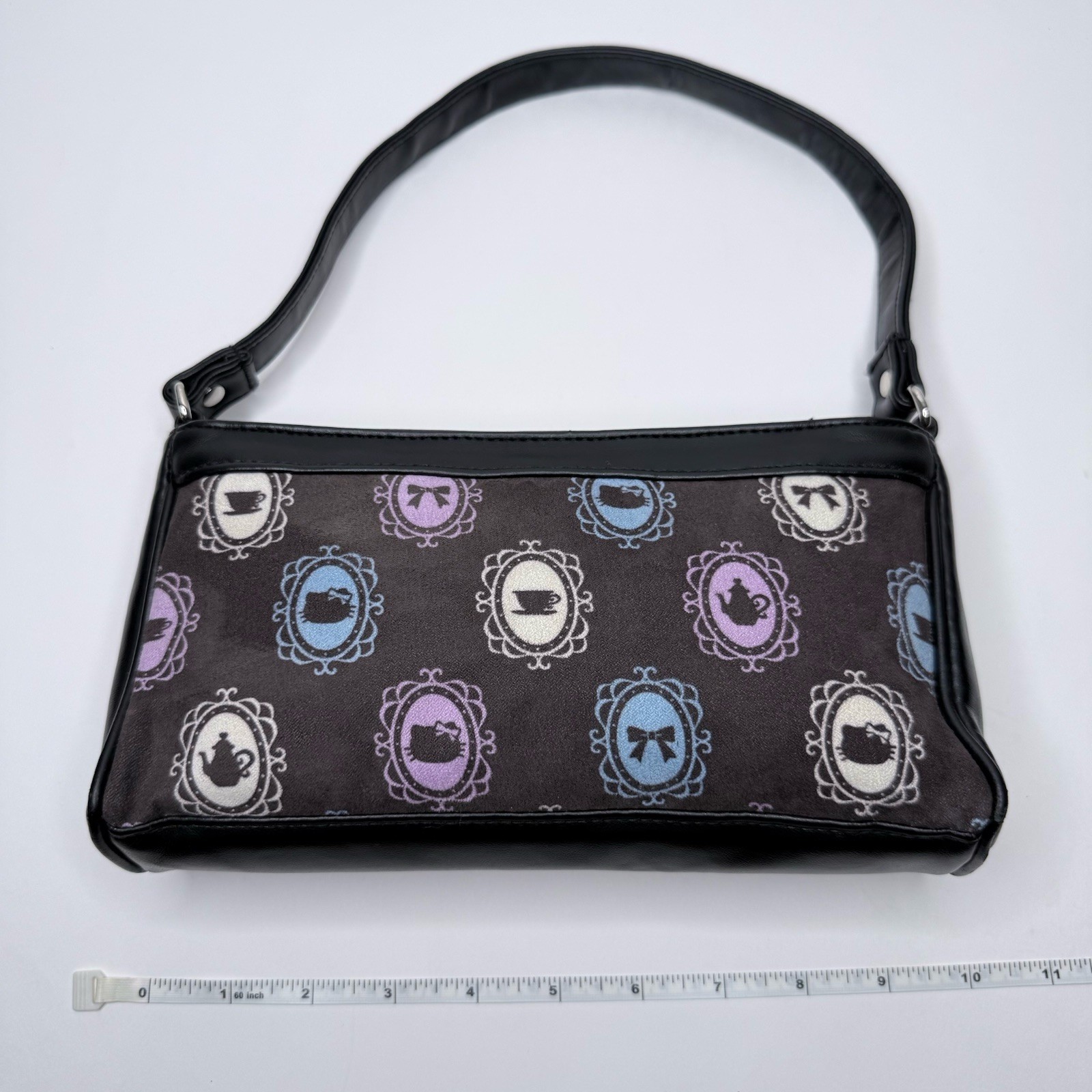 2007 Hello Kitty Small Shoulder Tea Party Pattern Bag with Purple Lining
