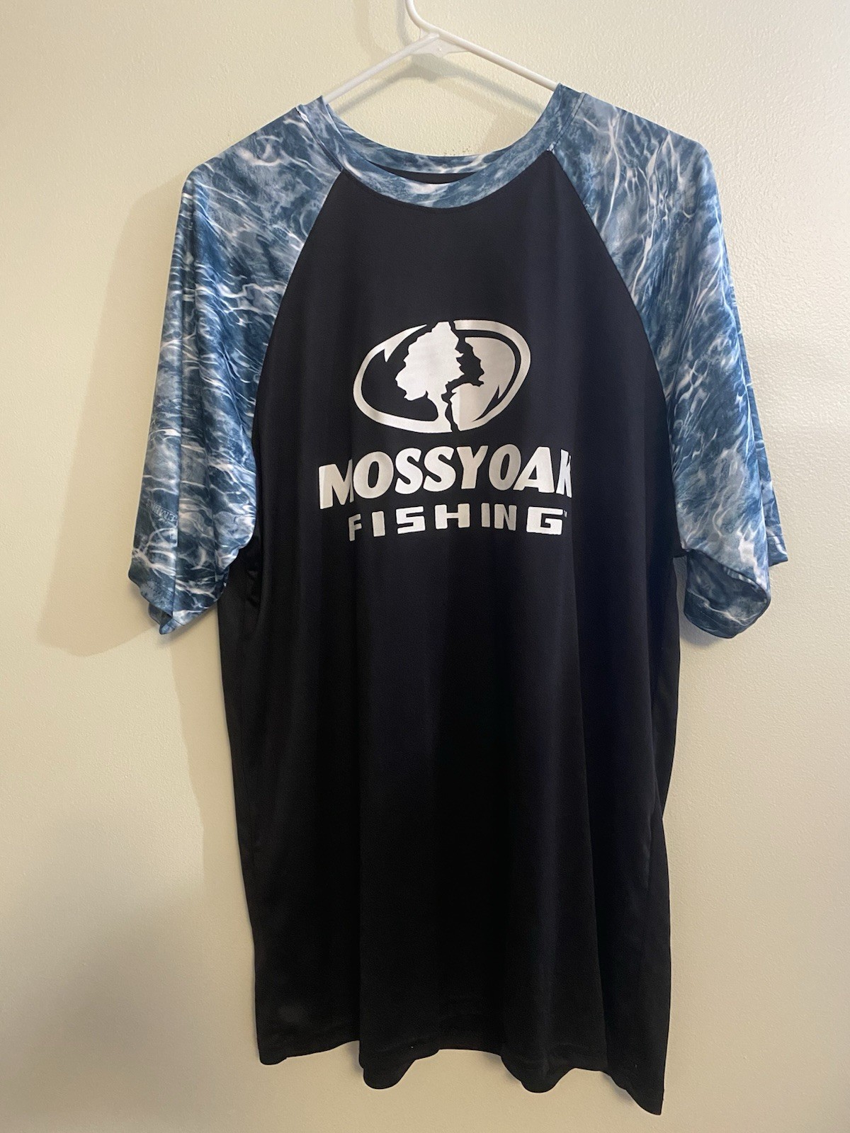 MOSSY OAK Fishing Logo Short Sleeve Rashguard Fishing Shirt Size XL